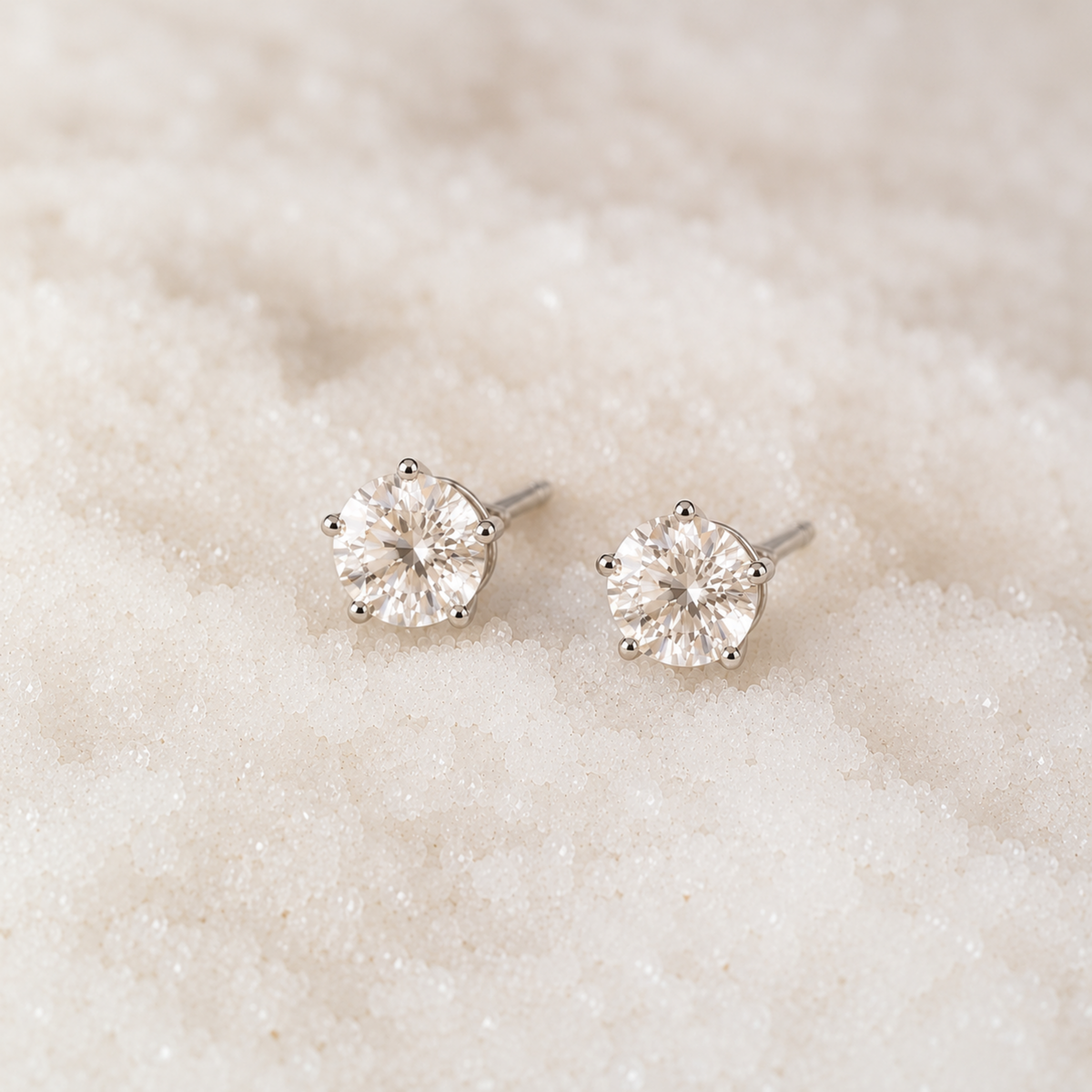 Pendientes dormilona con diamantes de laboratorio